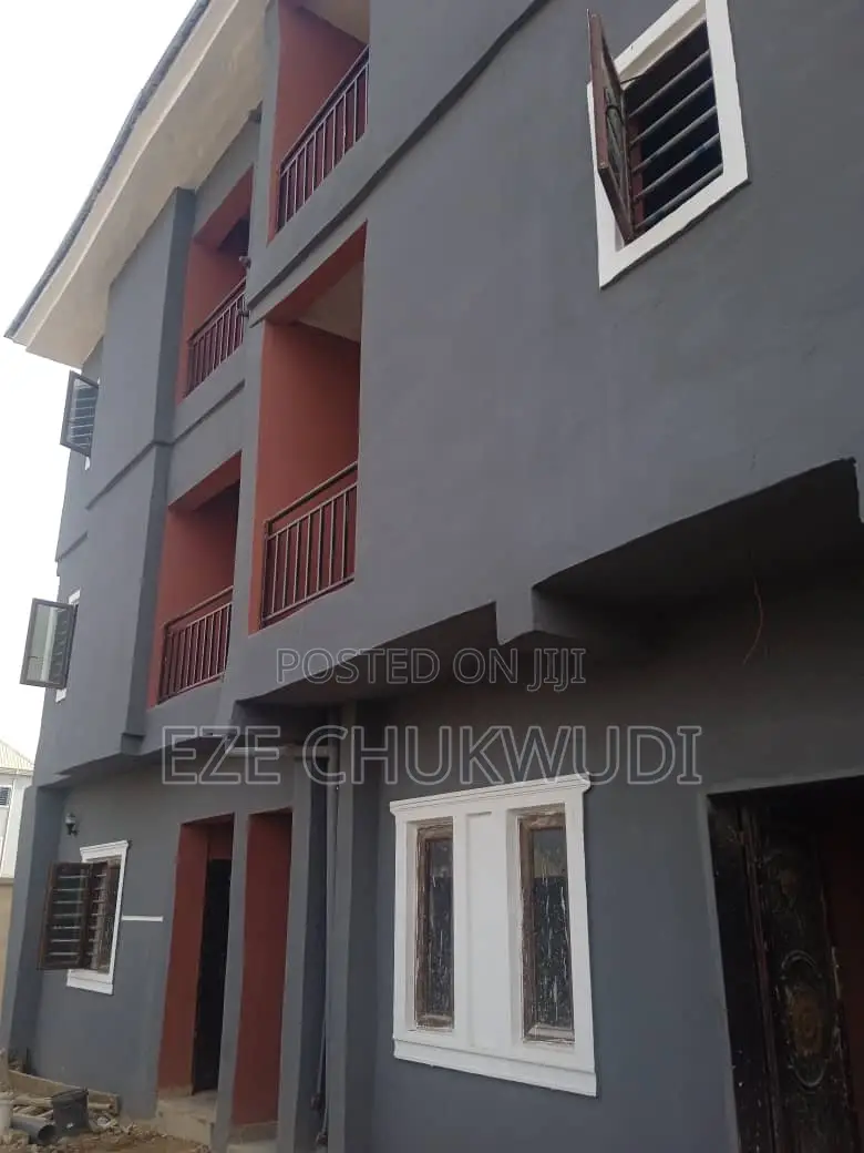2bdrm Block of Flats in Conraw Estate, Enugu for rent