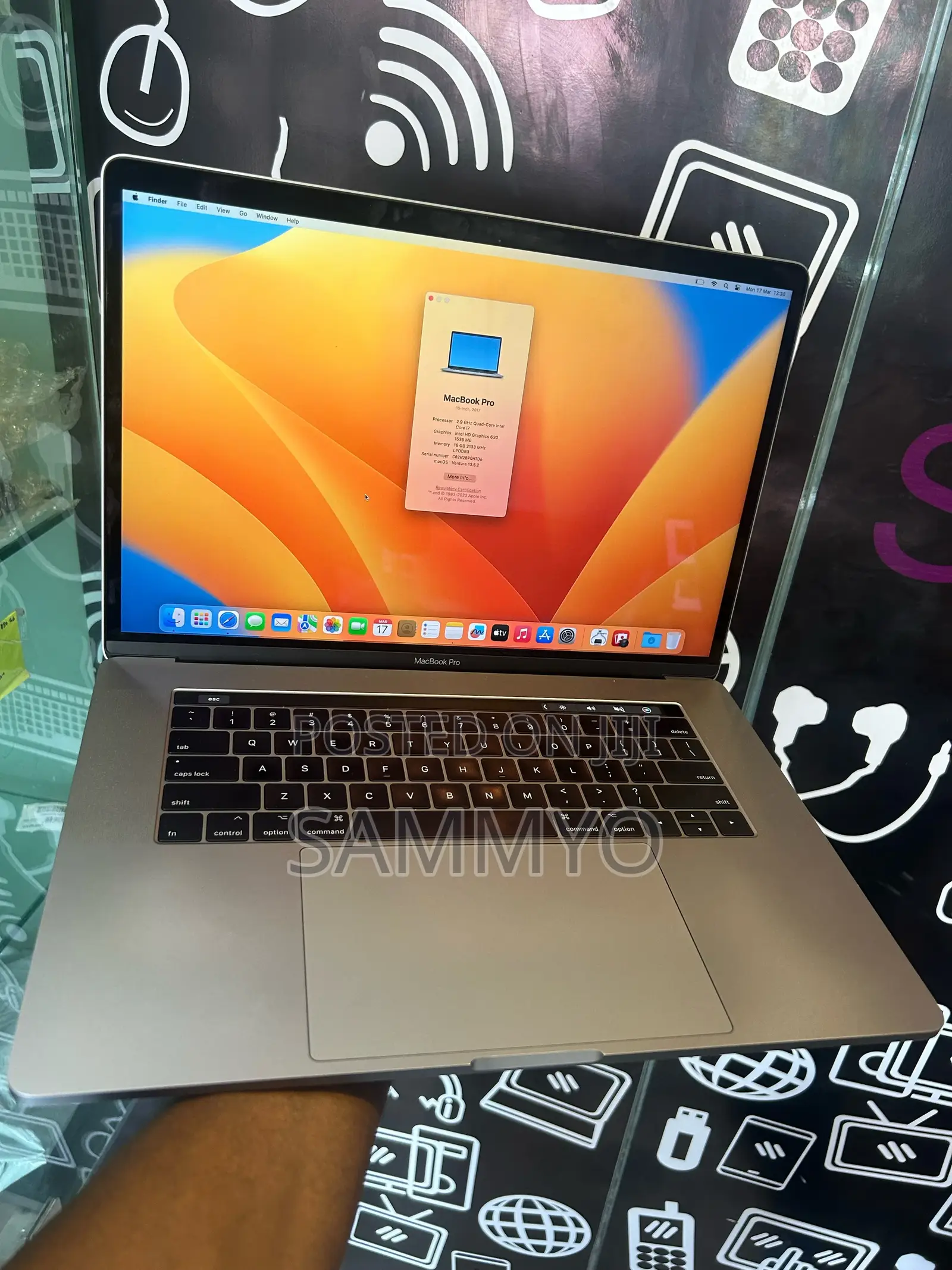 Laptop Apple MacBook Pro 2017 16GB Intel Core i7 SSD 512GB