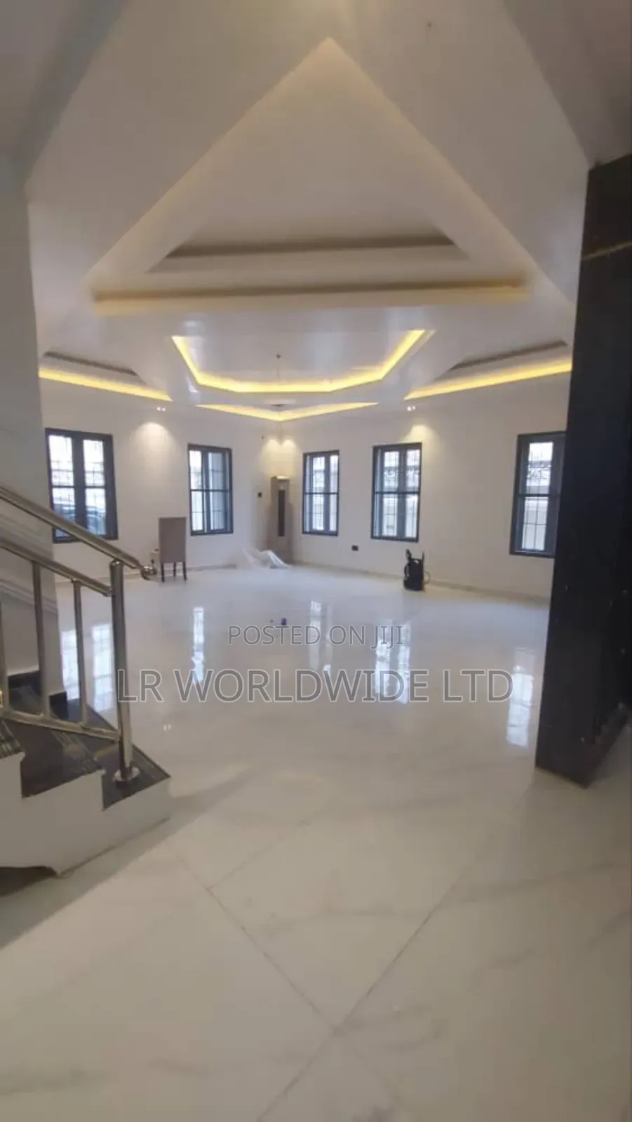 4bdrm Duplex in Lugbe District for sale