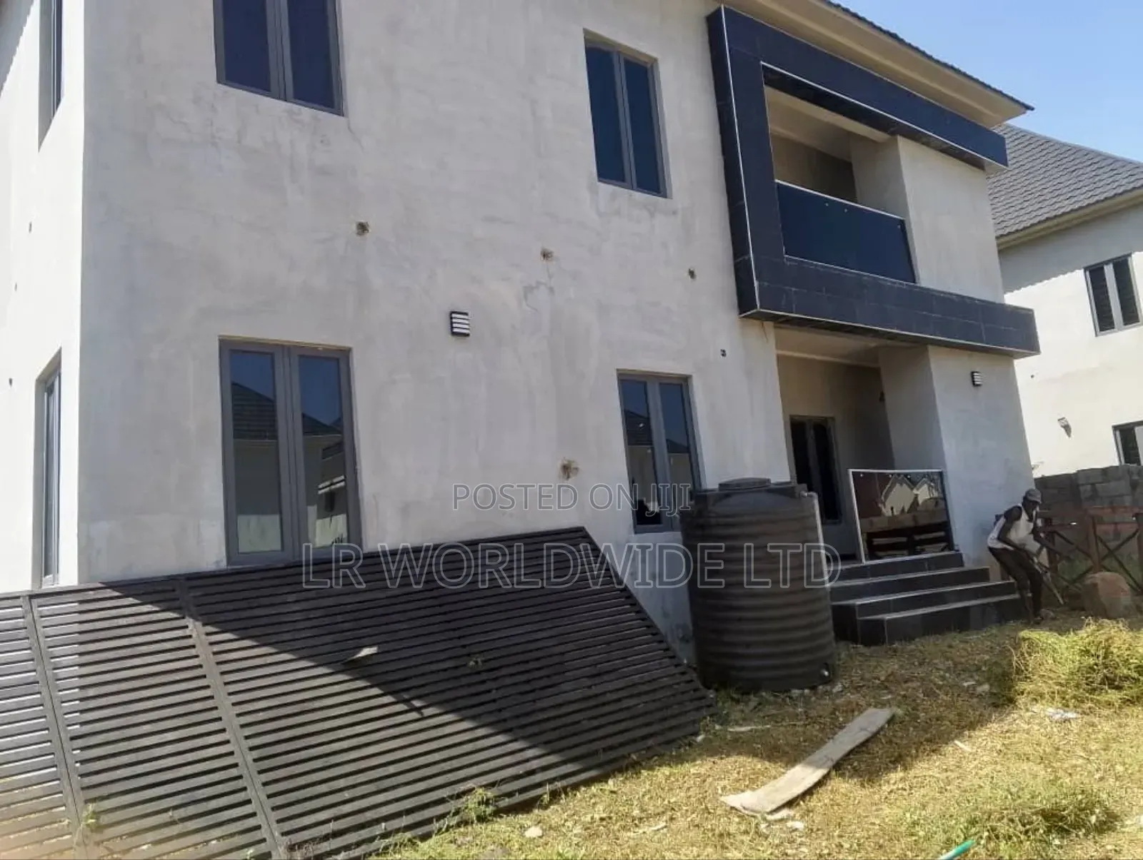4bdrm Mansion in Lugbe District for sale