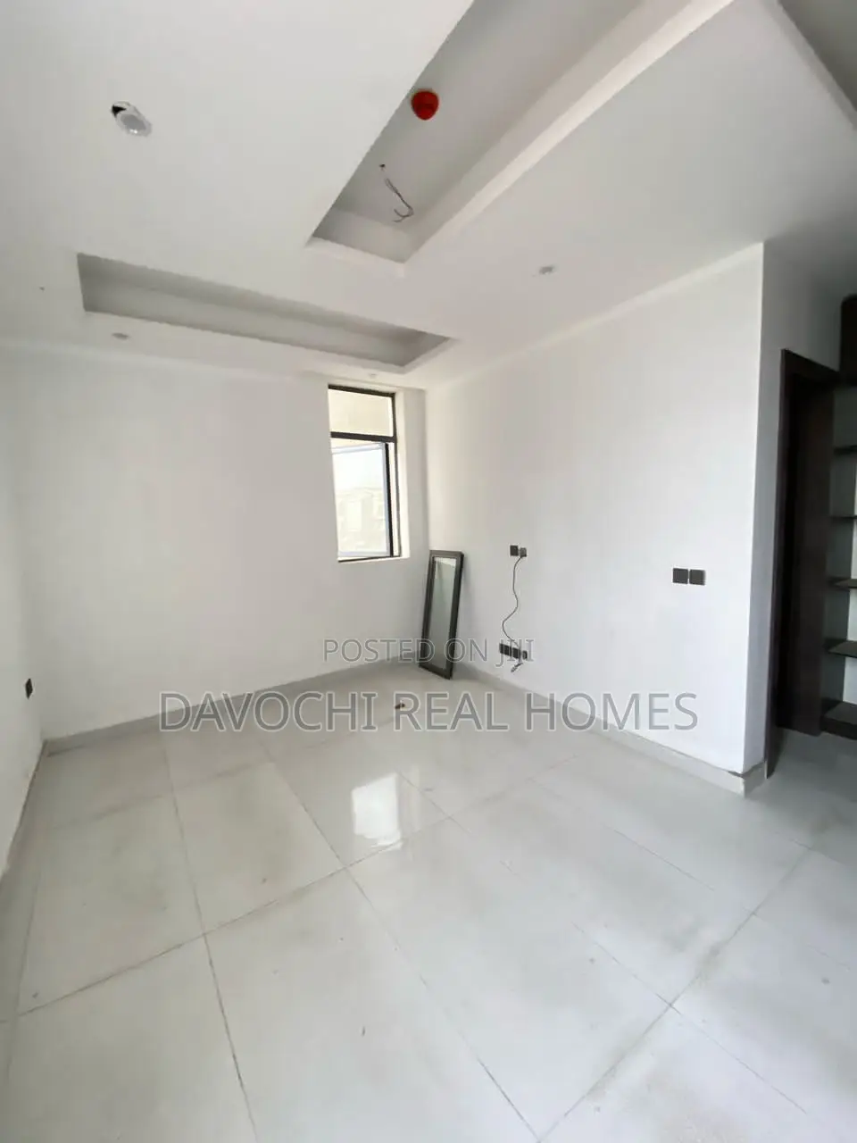 2bdrm Apartment in Ikate, Lekki for sale
