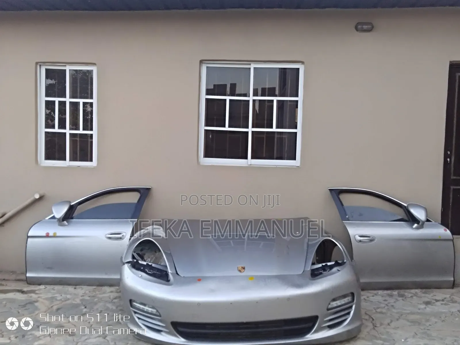 Front Porsche Panamera