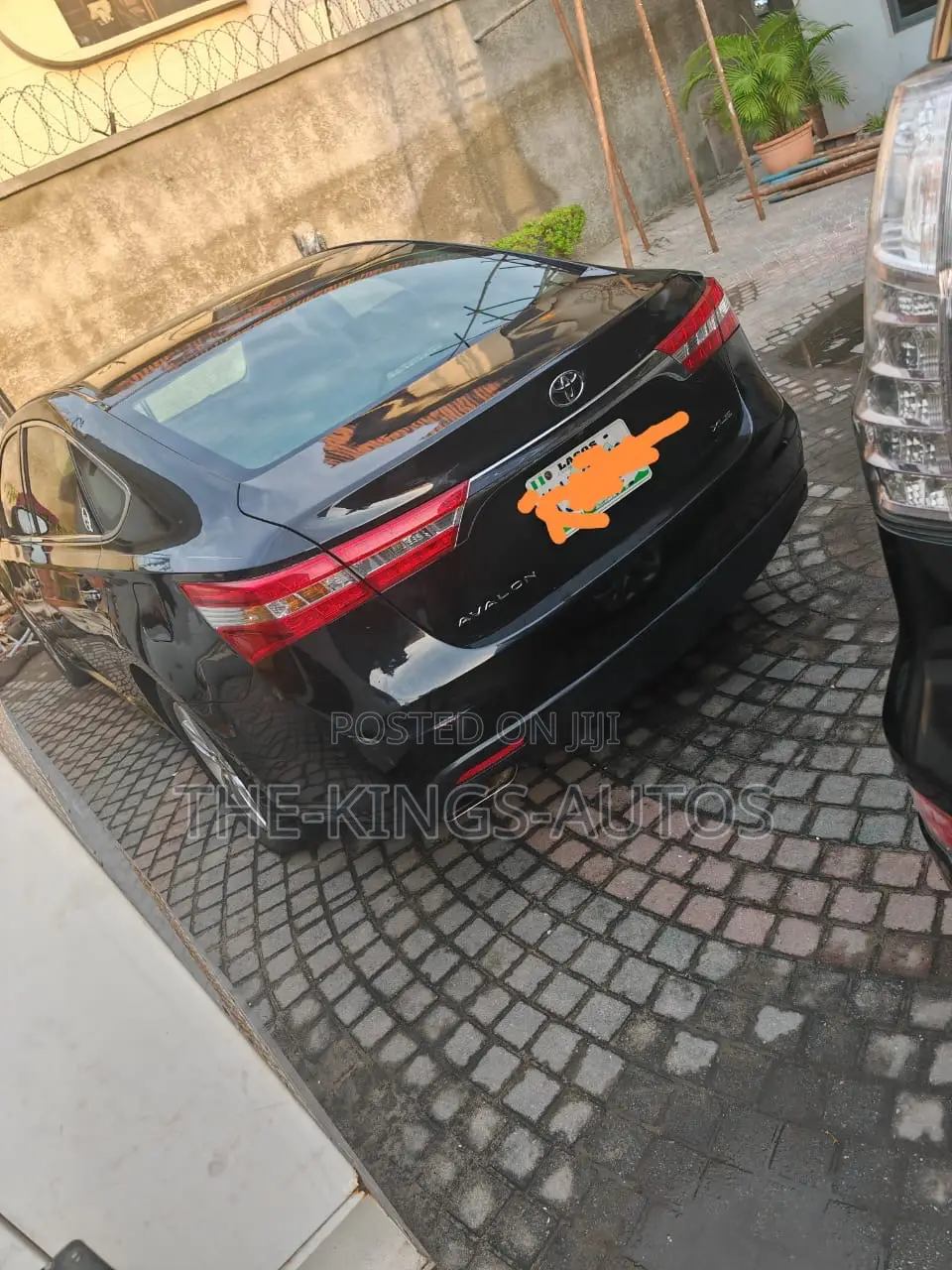 Toyota Avalon 2014 Black