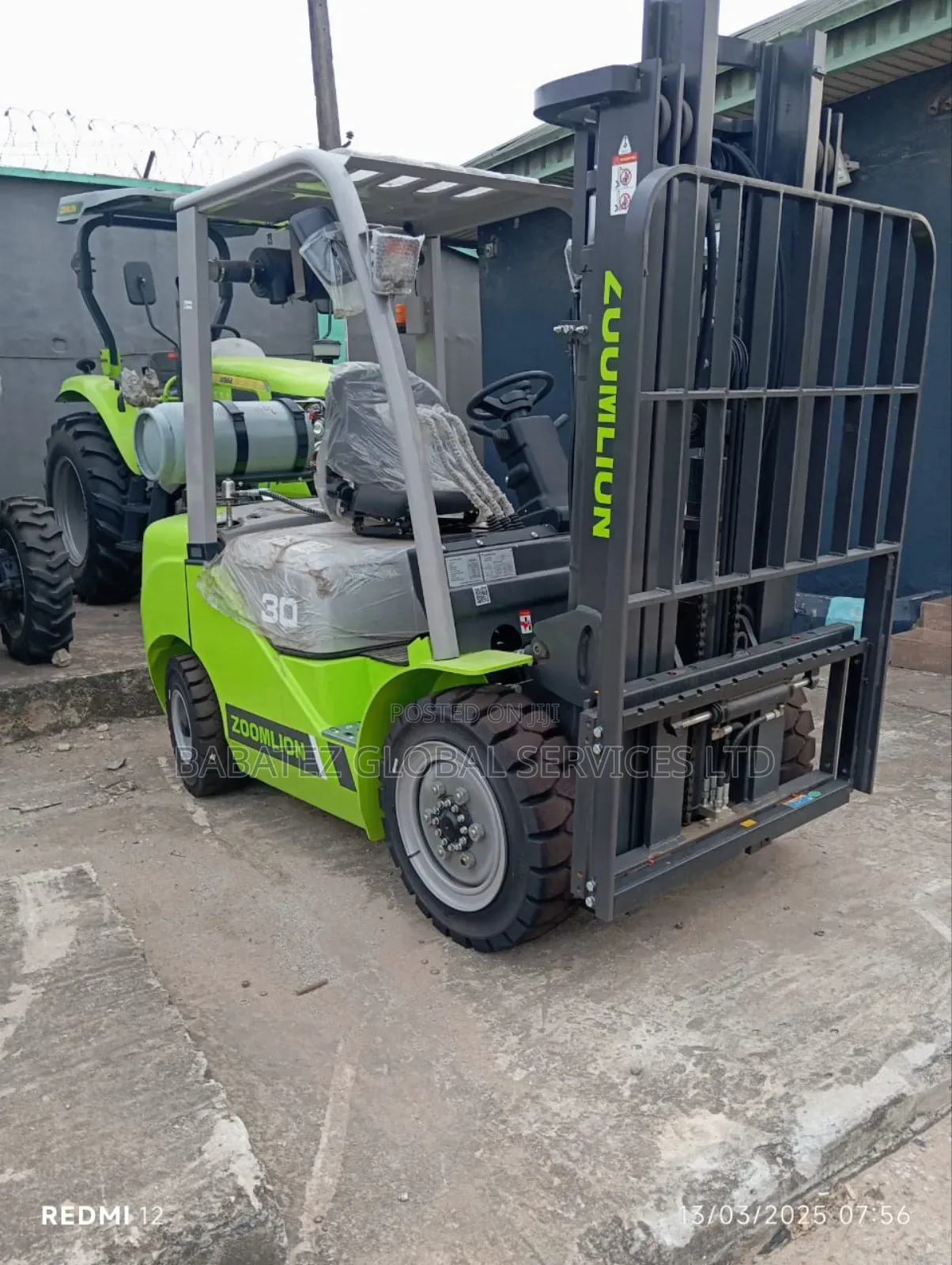 Brand New Zoom Lion Equipment