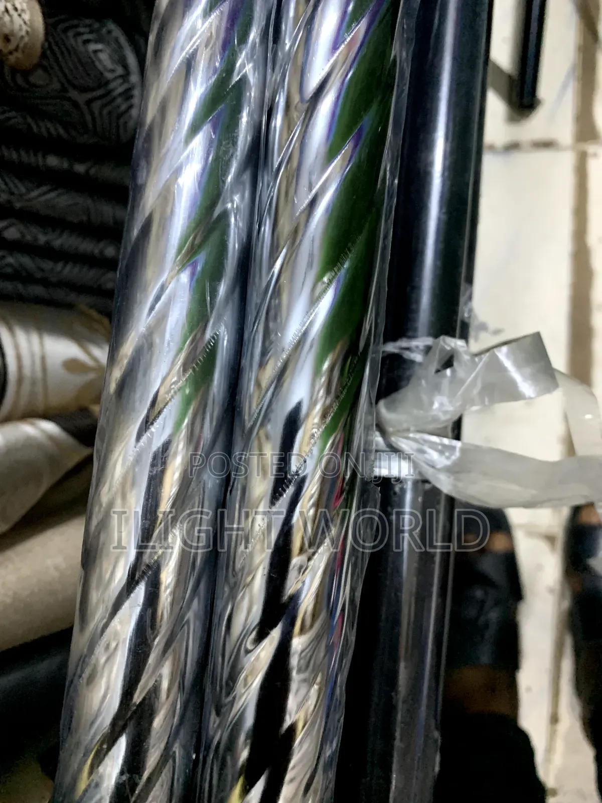 Silver Pipe, Cap Bracket