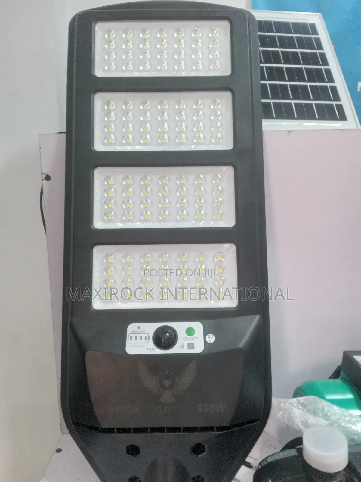 200 Watt Solar Street Light With Pir Sensor