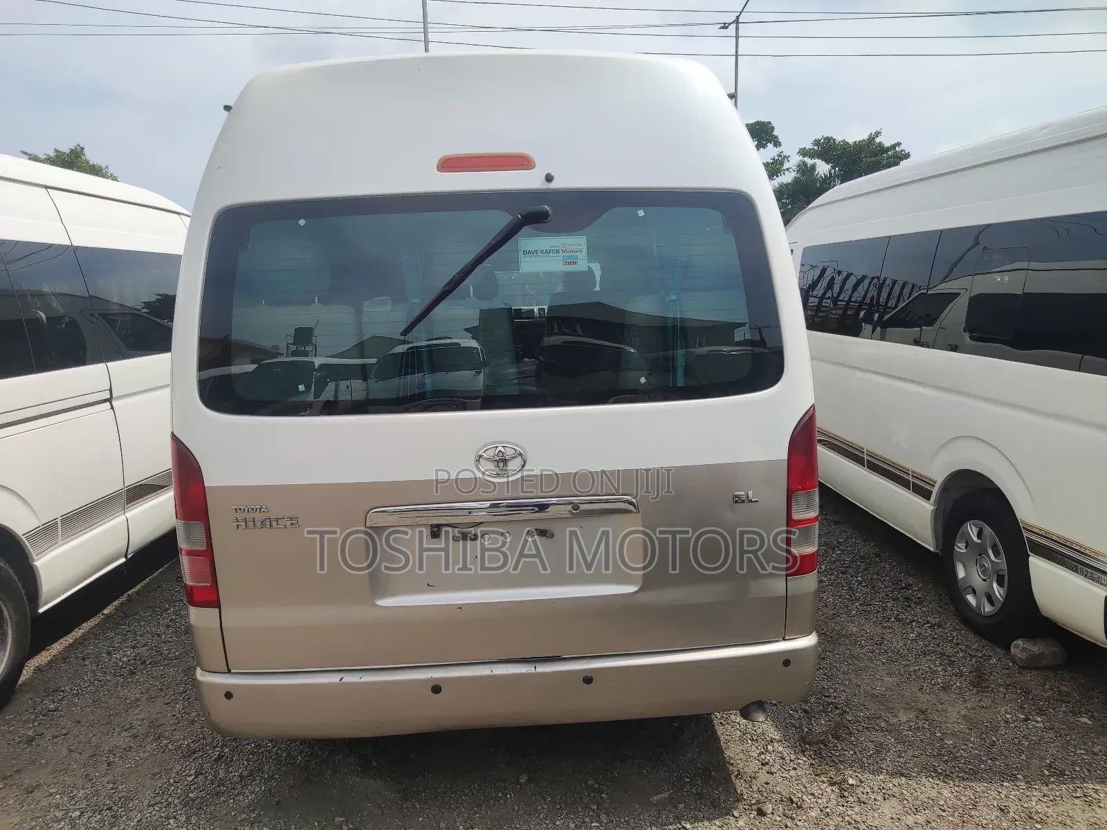 Toyota HiAce 2016 White