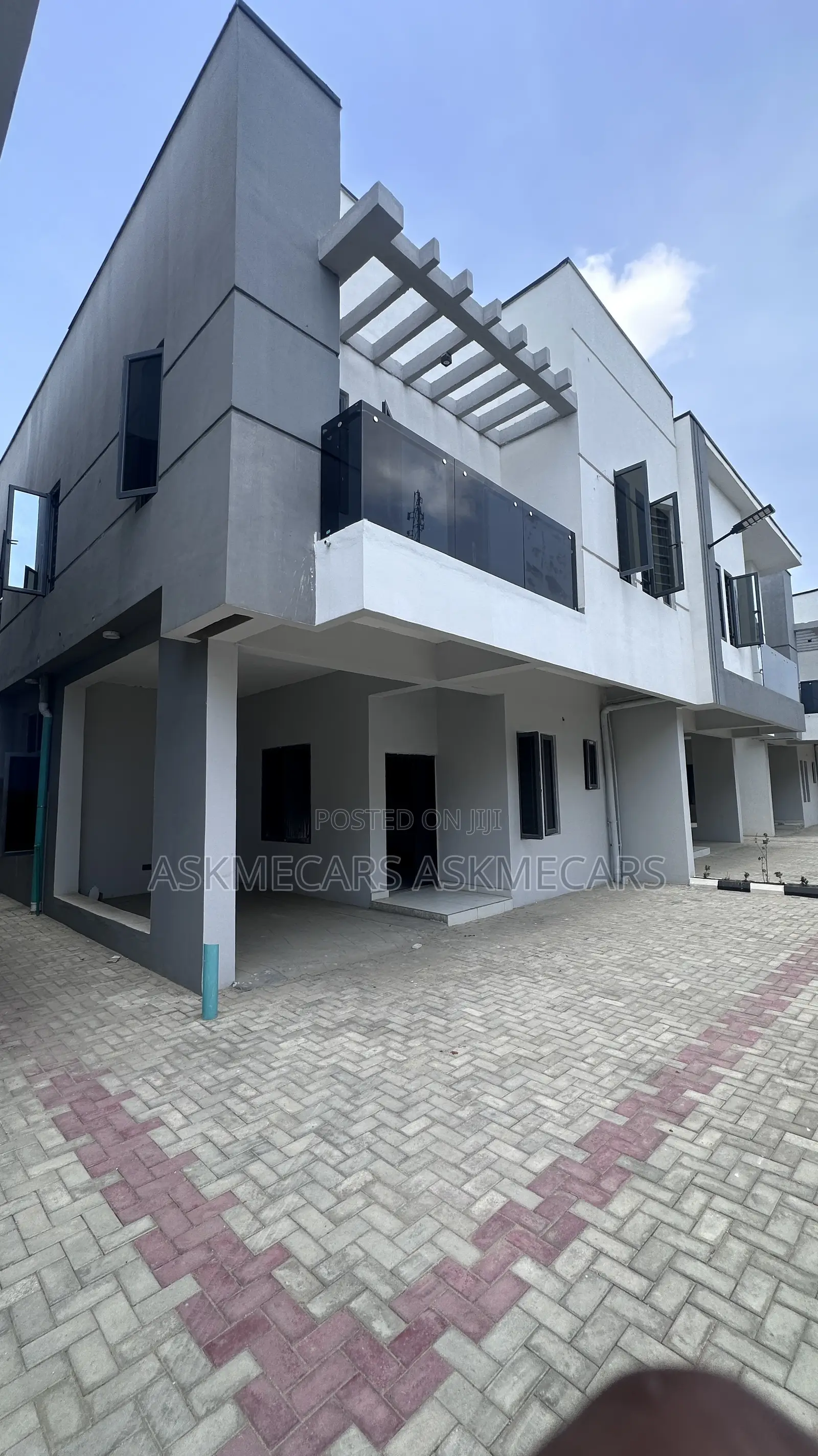 4bdrm Duplex in Fam City, Ajah for rent