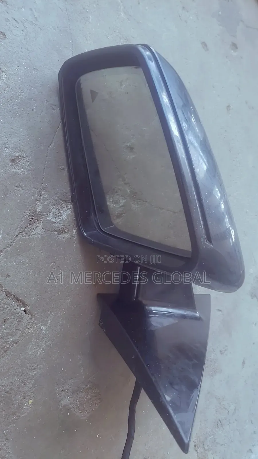 Mercedes-Benz E350 A207 Side Mirror Right Side