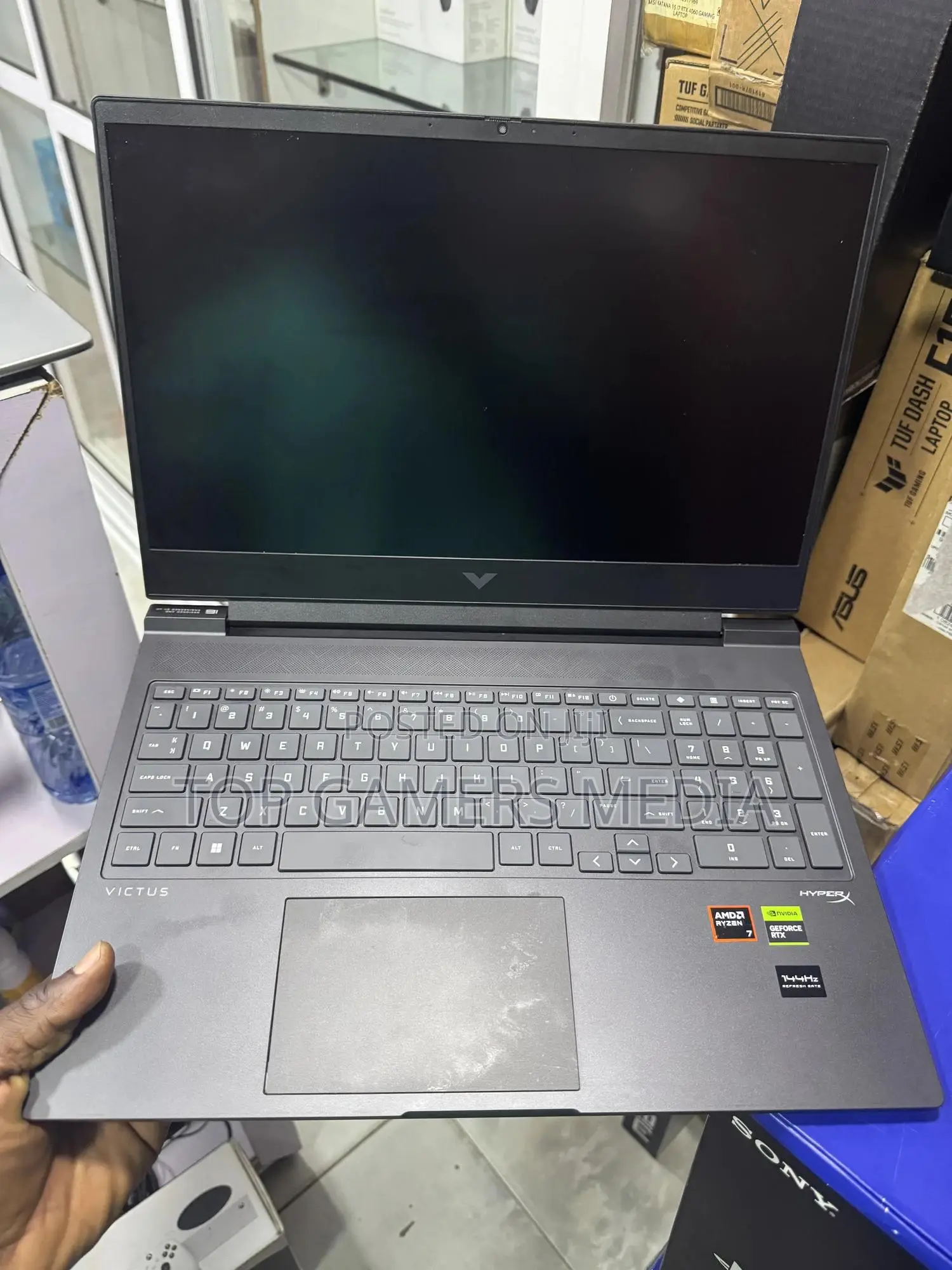 Laptop HP Victus 16 16GB AMD Ryzen 7 SSD 1T
