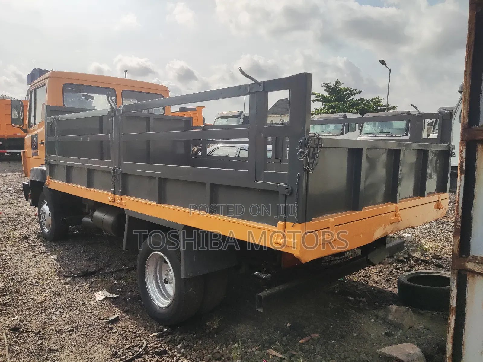 Mercedes Benz 8140 6tyres
