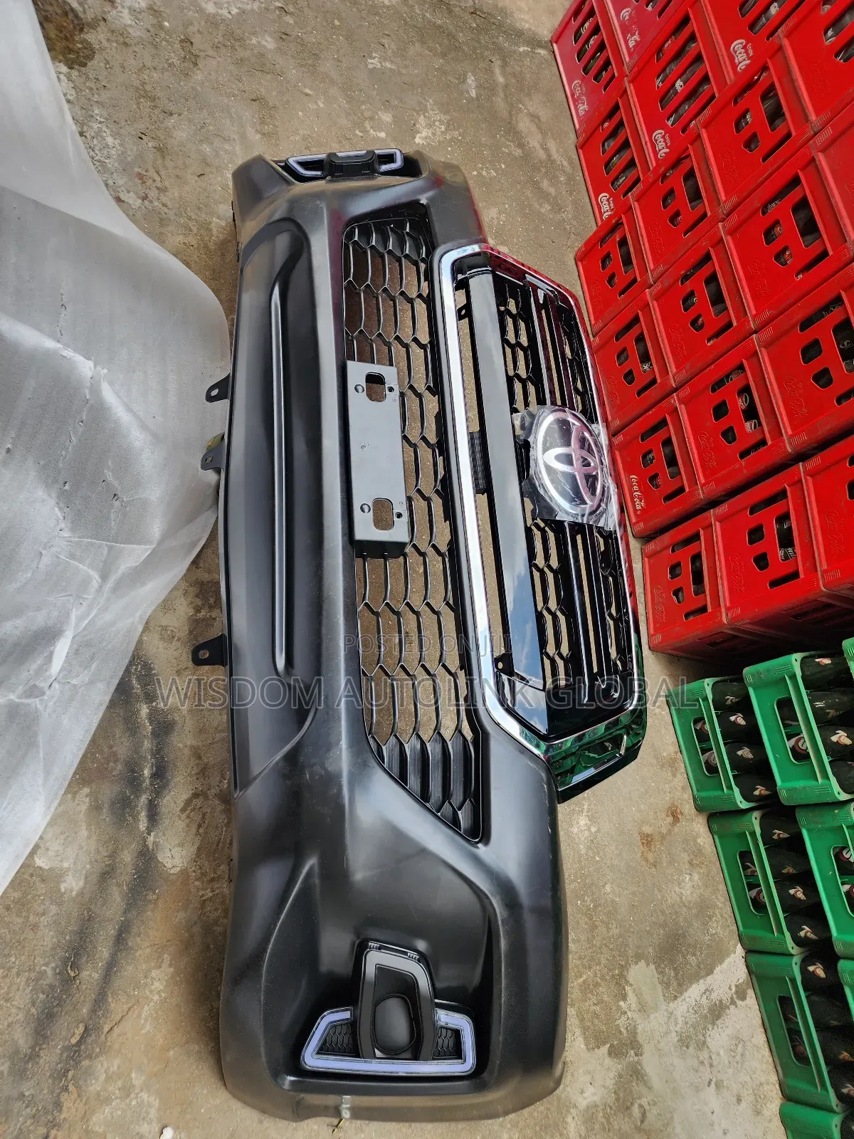 Complete Front Bumper for Toyota Hilux 2018/2020 Tigerface
