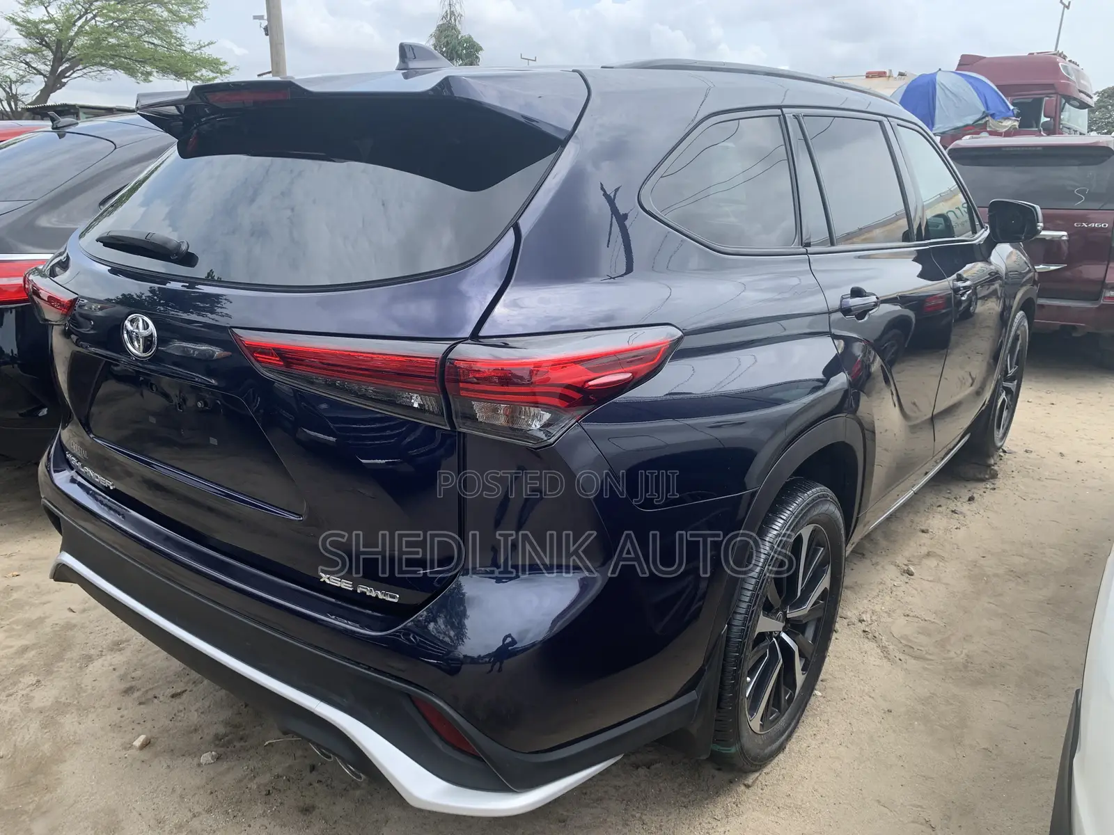 Toyota Highlander XSE 2021 Blue