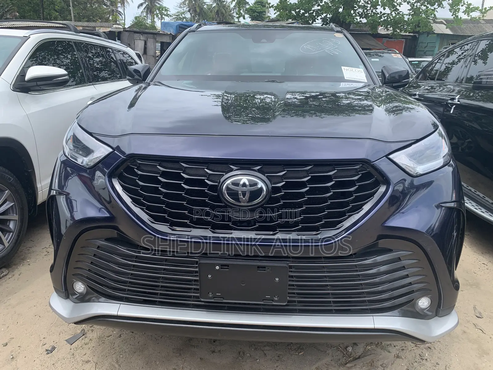 Toyota Highlander XSE 2021 Blue