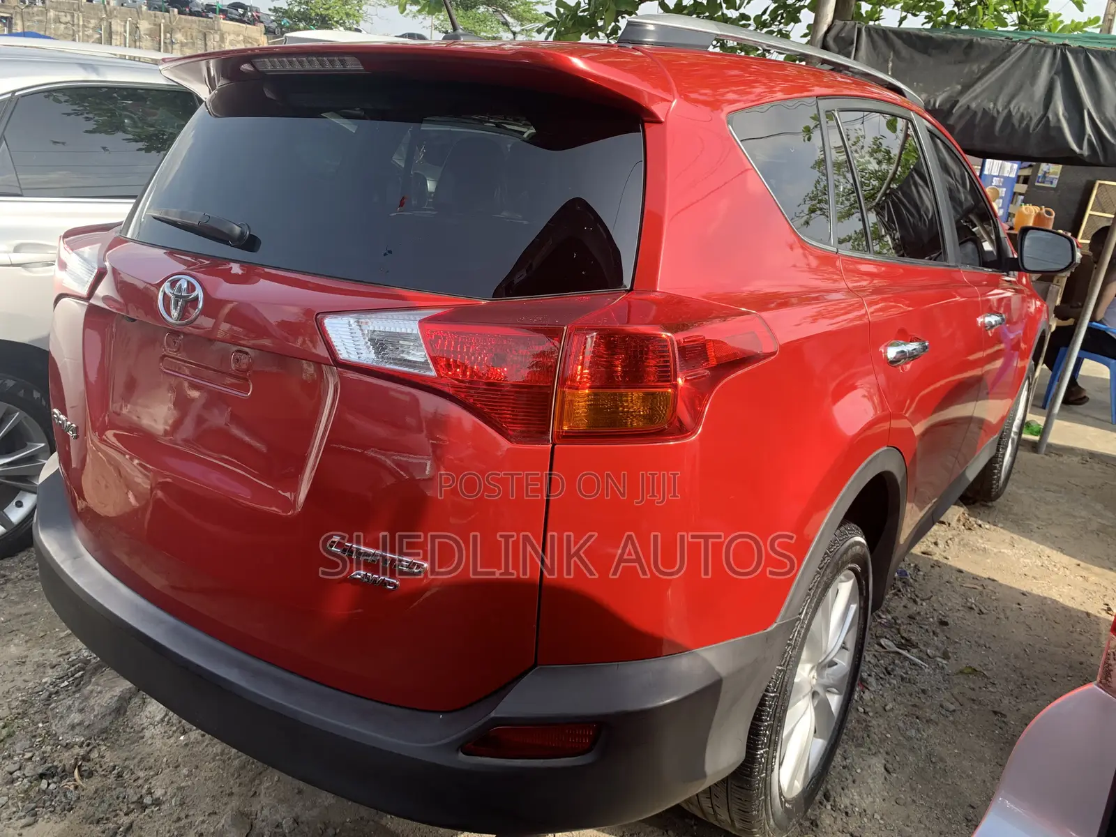 Toyota RAV4 Limited 4dr SUV AWD (2.5L 4cyl 6A) 2015 Red
