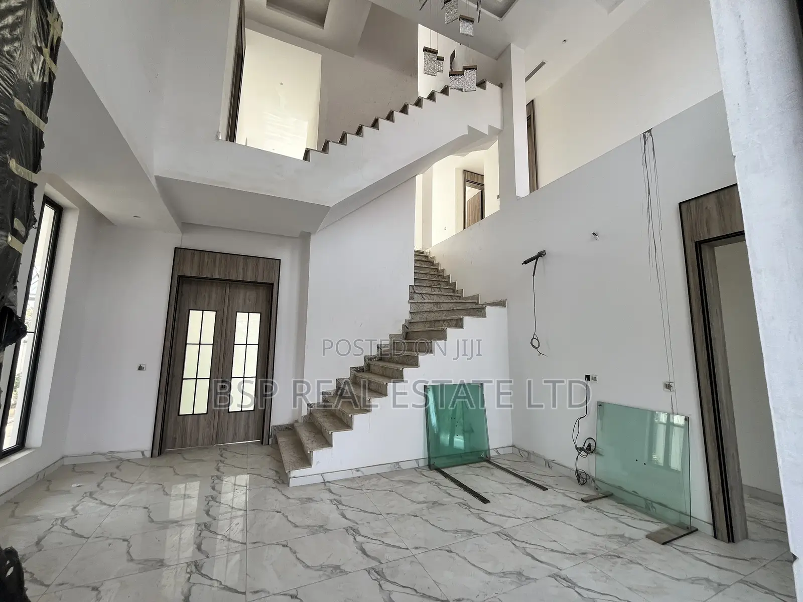5bdrm Duplex in Maitama for sale