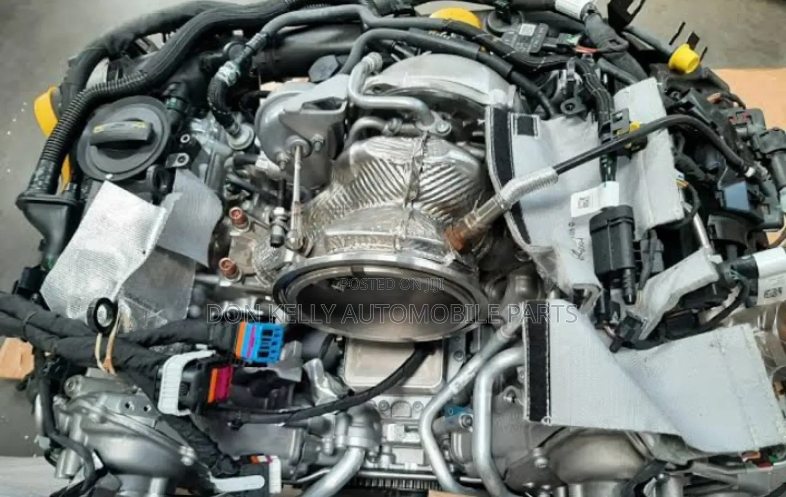 Audi R8,Q8 Engine