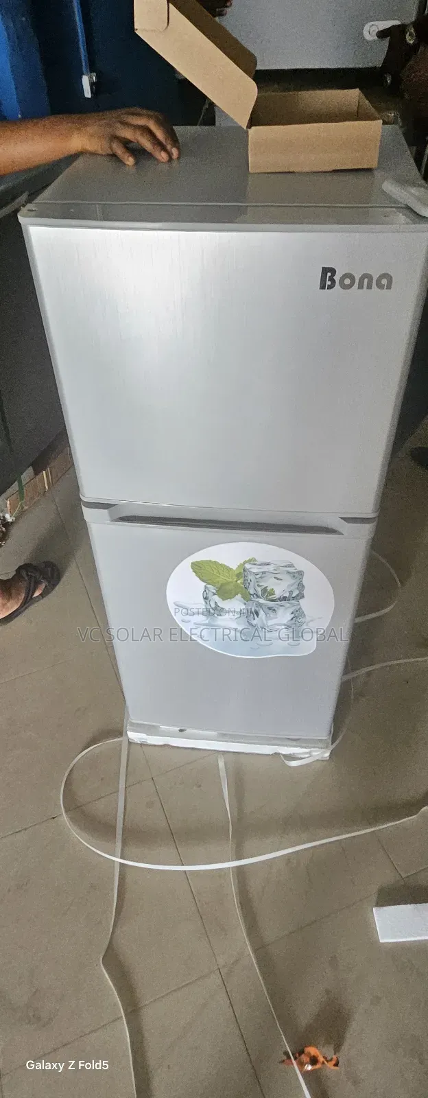Bona Solar Refrigerator 112litre