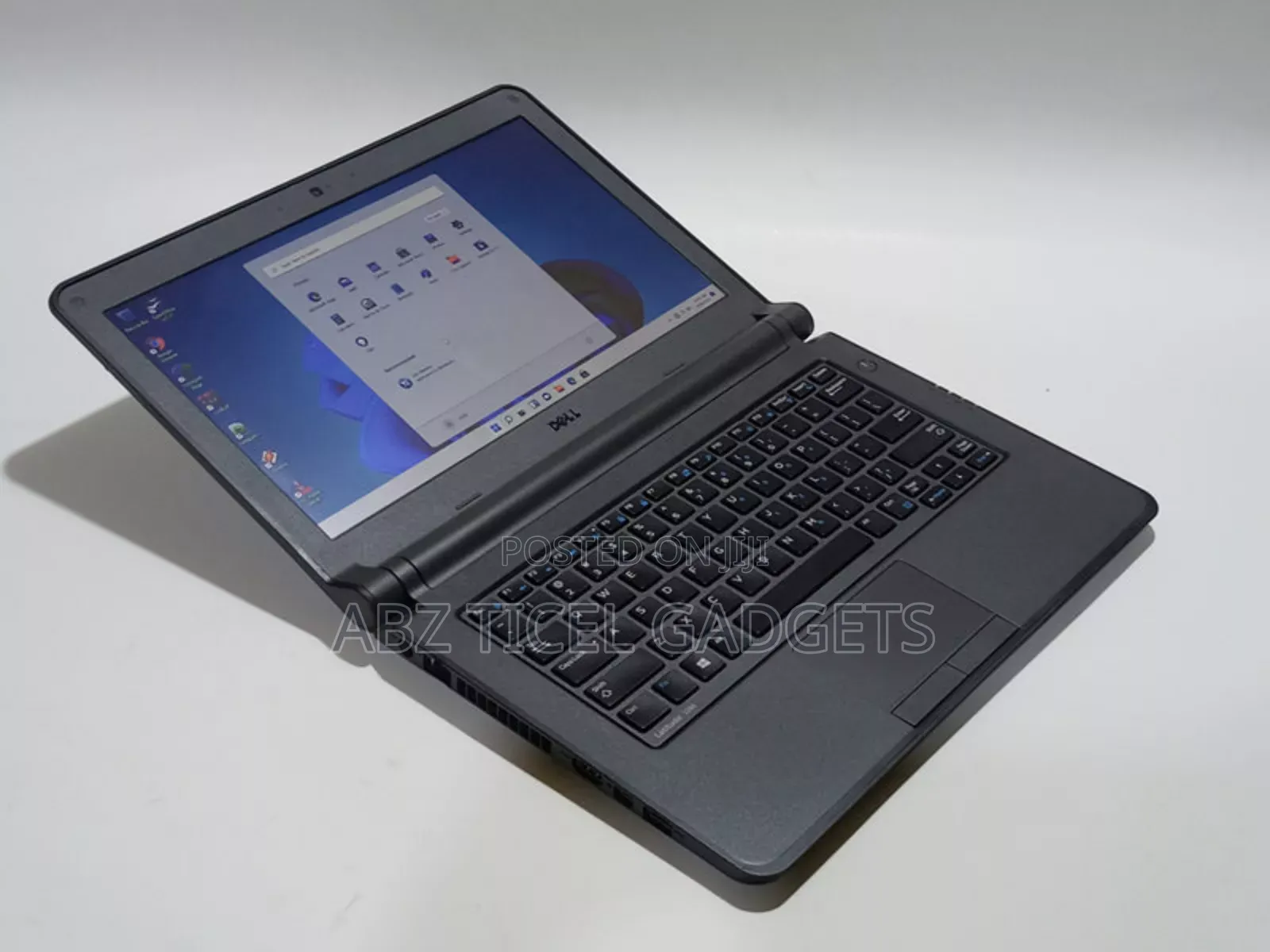 Laptop Dell Latitude 3330 8GB Intel Core I5 HDD+SSD 350GB