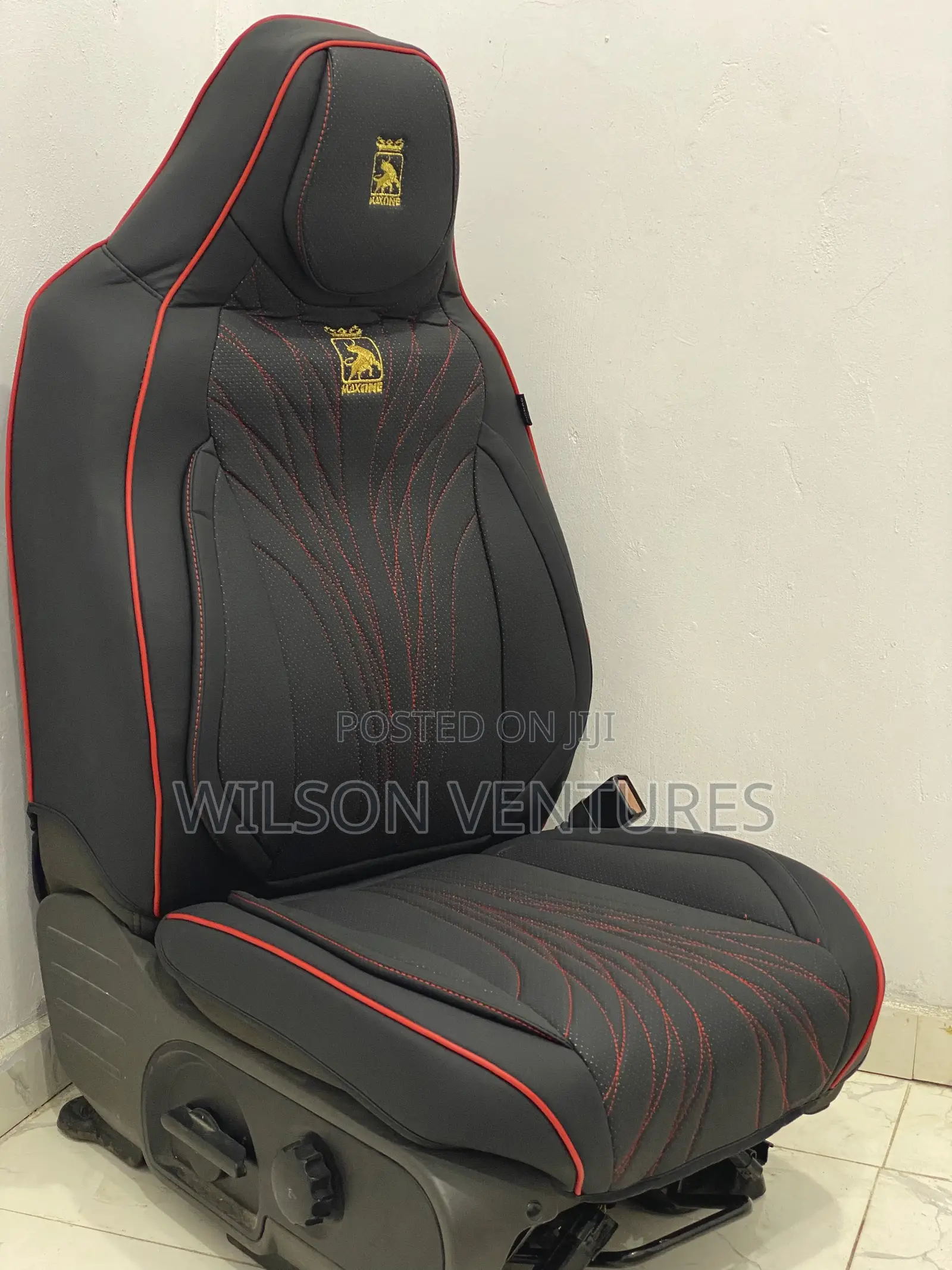 Black With Ref Line Leather Seat Cover
