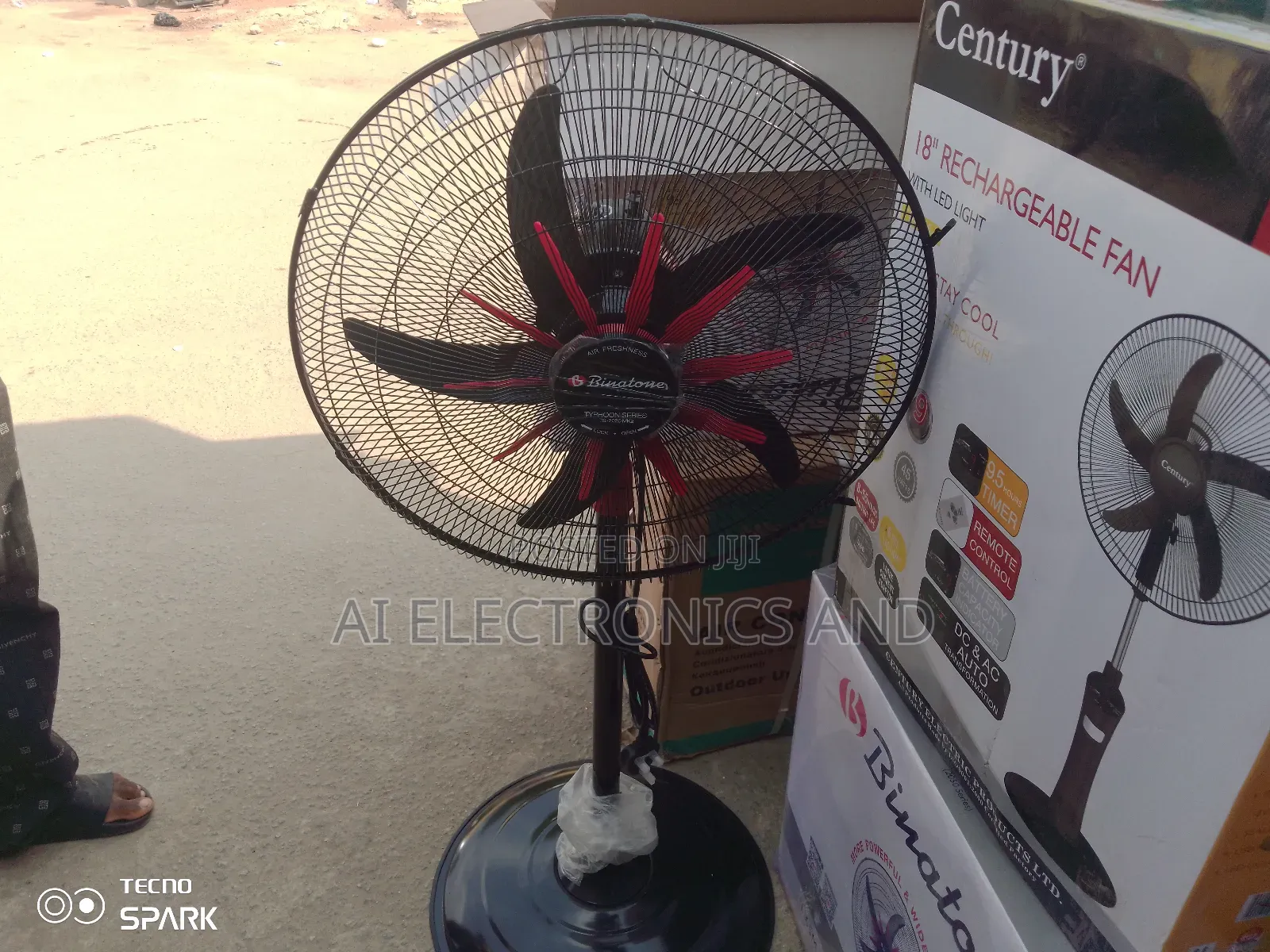 Binatone Standing Fan 20inches Black Color