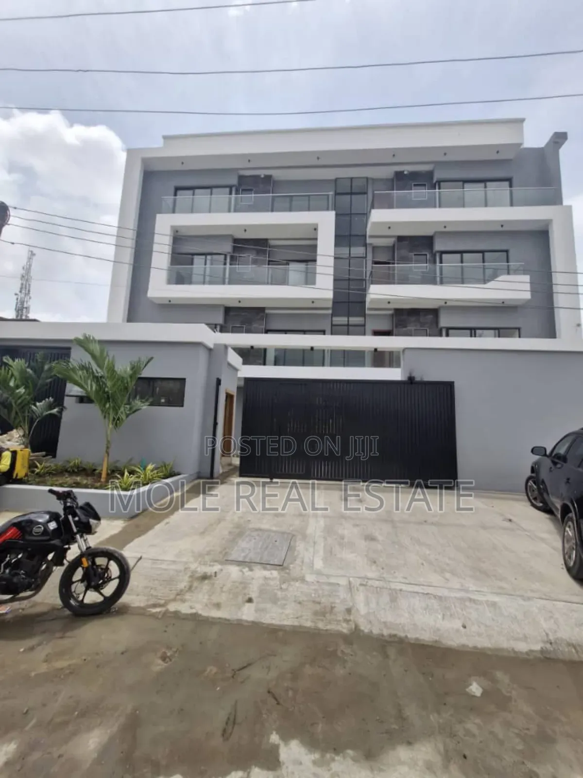 Fully Serviced 3 Bedroom Apt Maruwa Leki Phase 1