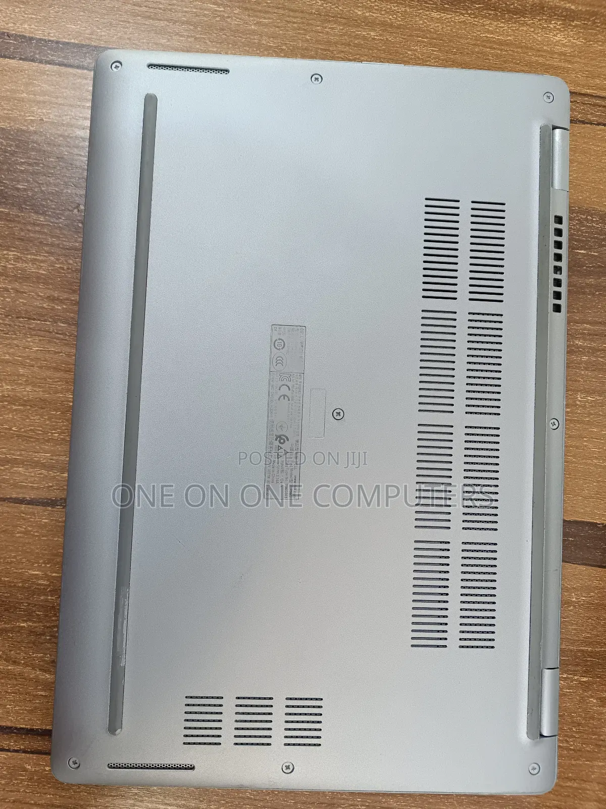 Laptop Dell Latitude 7400 2-in-1 16GB Intel Core i5 SSD 256GB