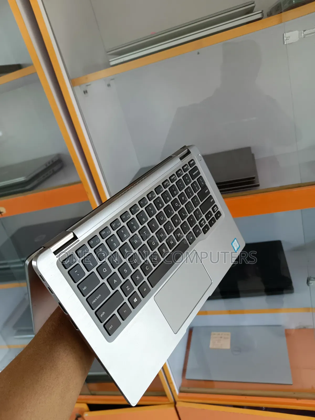 Laptop Dell Latitude 7400 2-in-1 16GB Intel Core i5 SSD 256GB