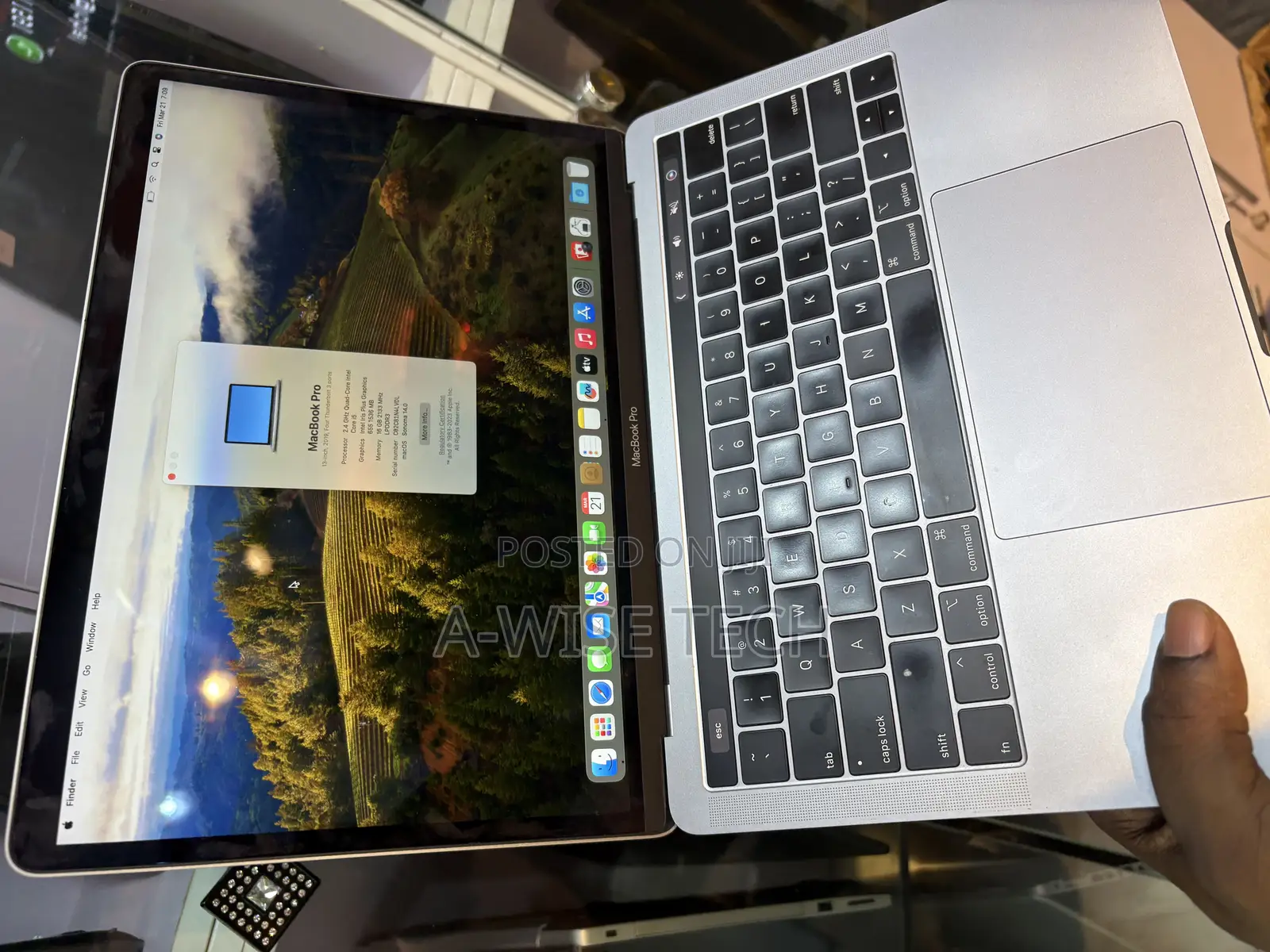 Laptop Apple MacBook Pro 2019 16GB Intel Core I5 SSD 256GB