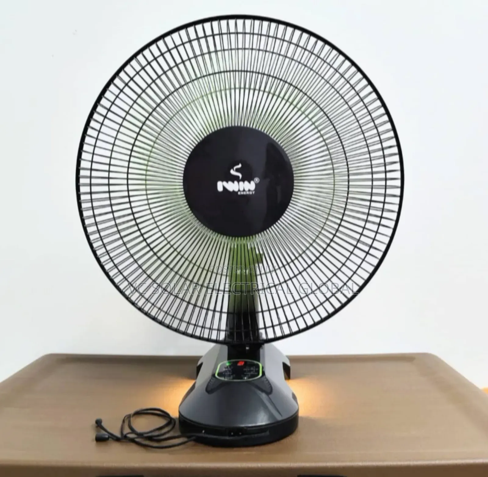 Iwin Solar Fan