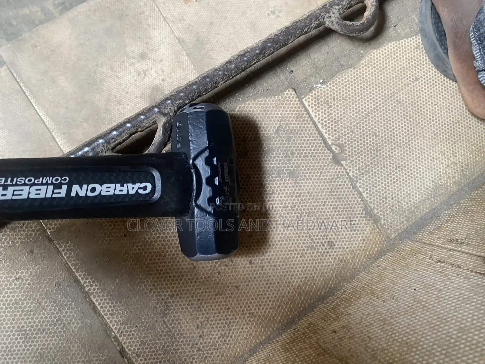 Dewalt Dwht56027 Carbon Fiber Dep 6lb Exocore Sledge Hammer