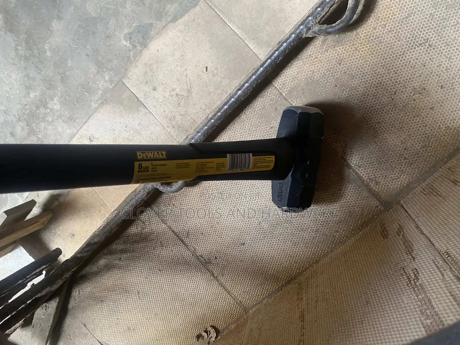 Dewalt Dwht56027 Carbon Fiber Dep 6lb Exocore Sledge Hammer