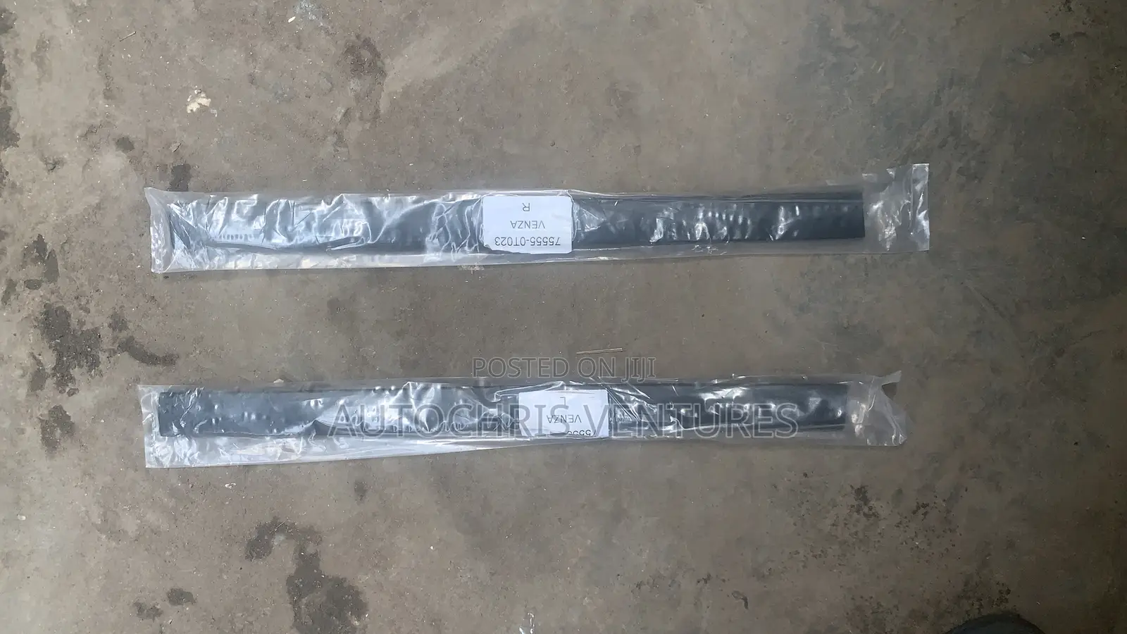 Roof Rubber Venza (Short One)