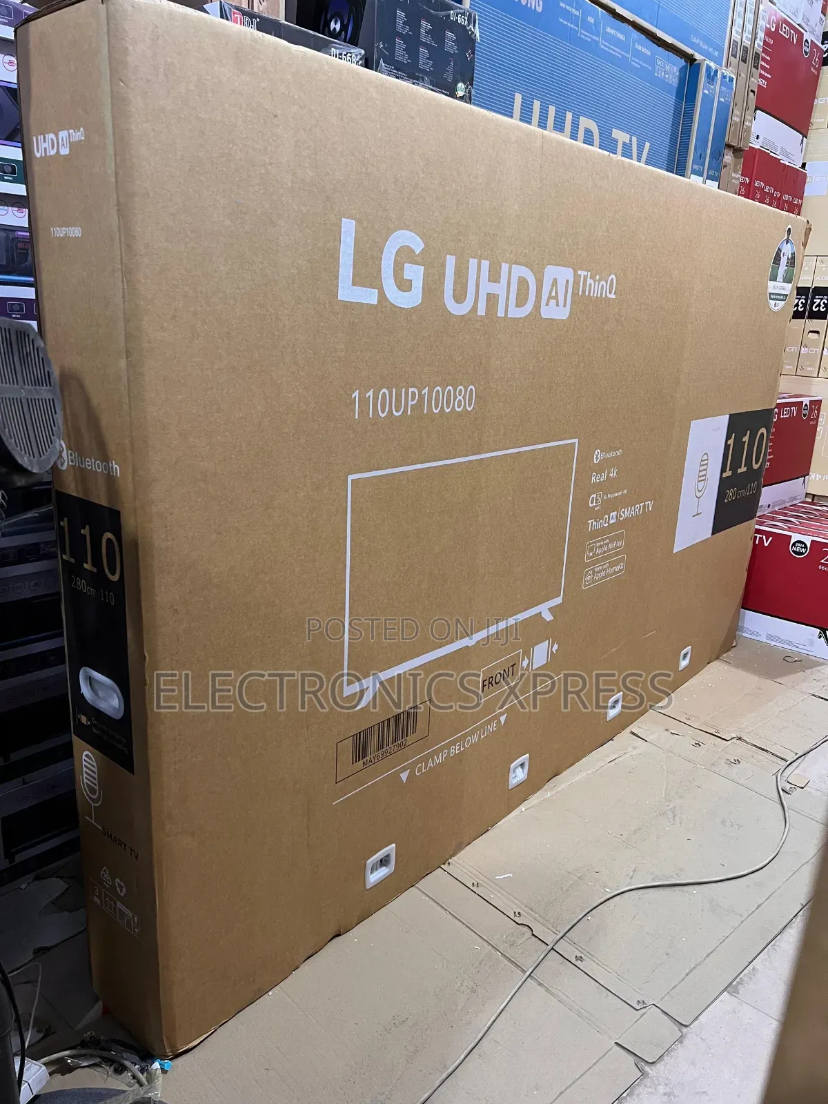 110" Lg Smart Tv.