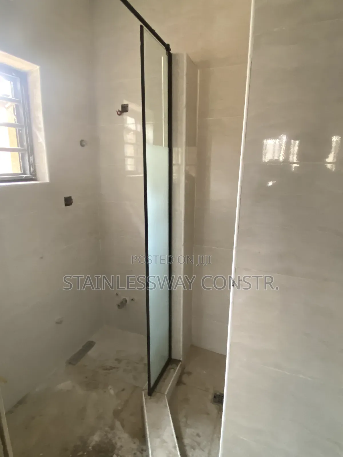 Shower Glass Apex