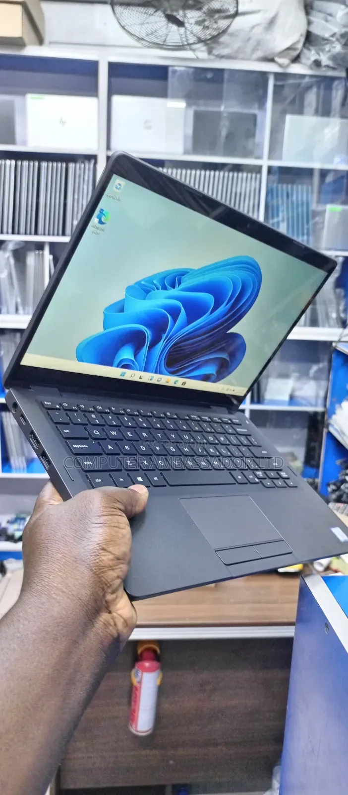 Laptop Dell Latitude 3390 8GB Intel Core I5 SSD 256GB