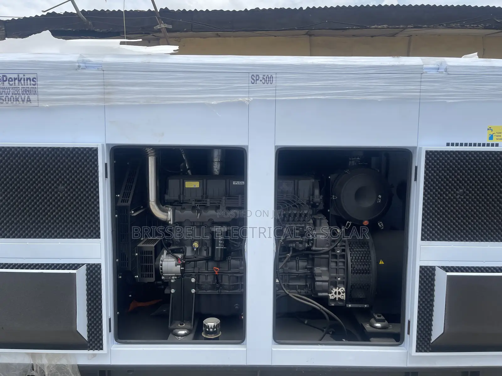 Silent England Perkins Soundproof Diesel Generator 500kva