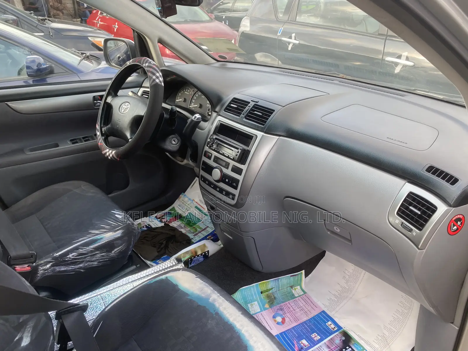 Toyota Avensis Verso 2.0 Petrol 2006 Silver