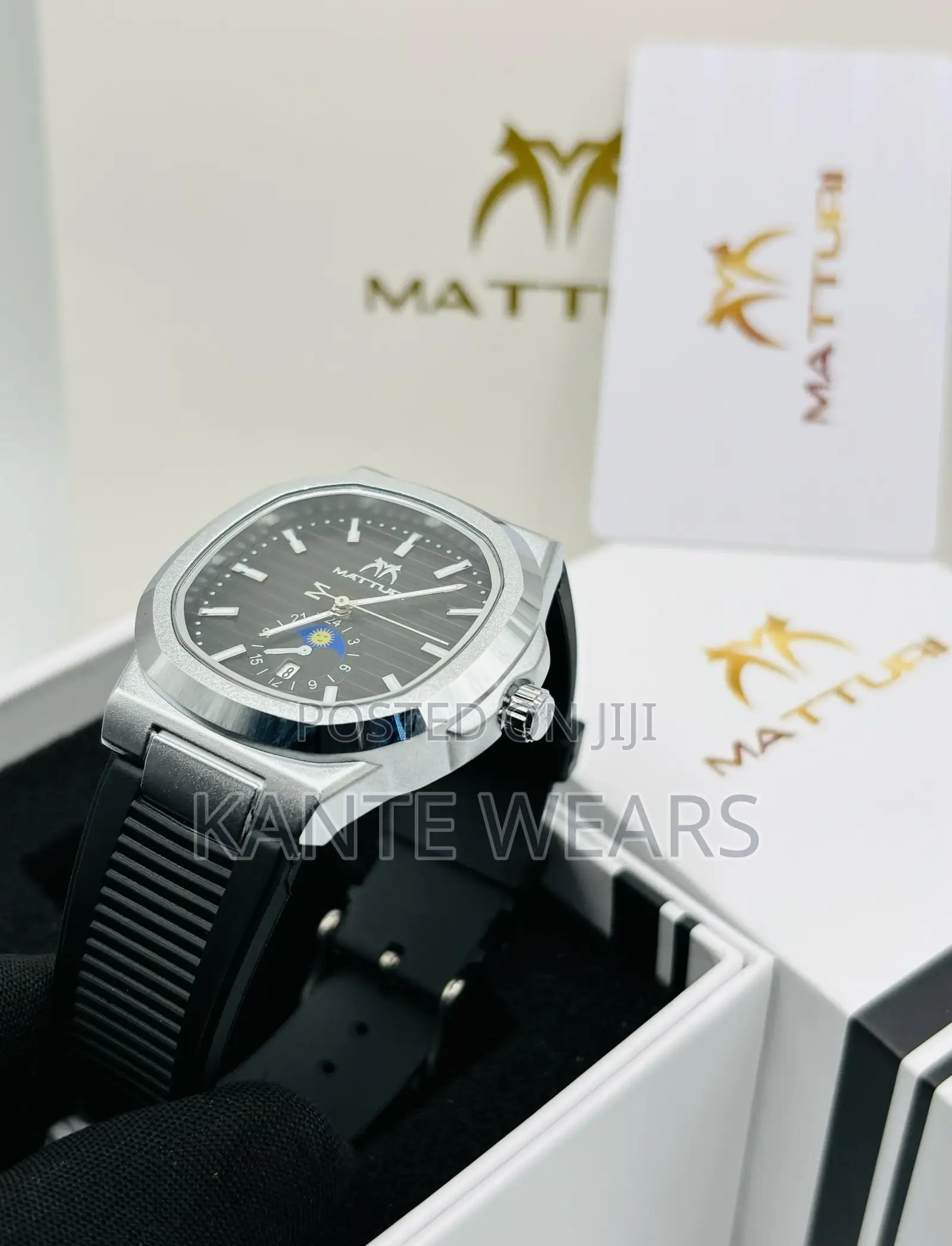 Maturri Rubber Waterproof Wristwatch