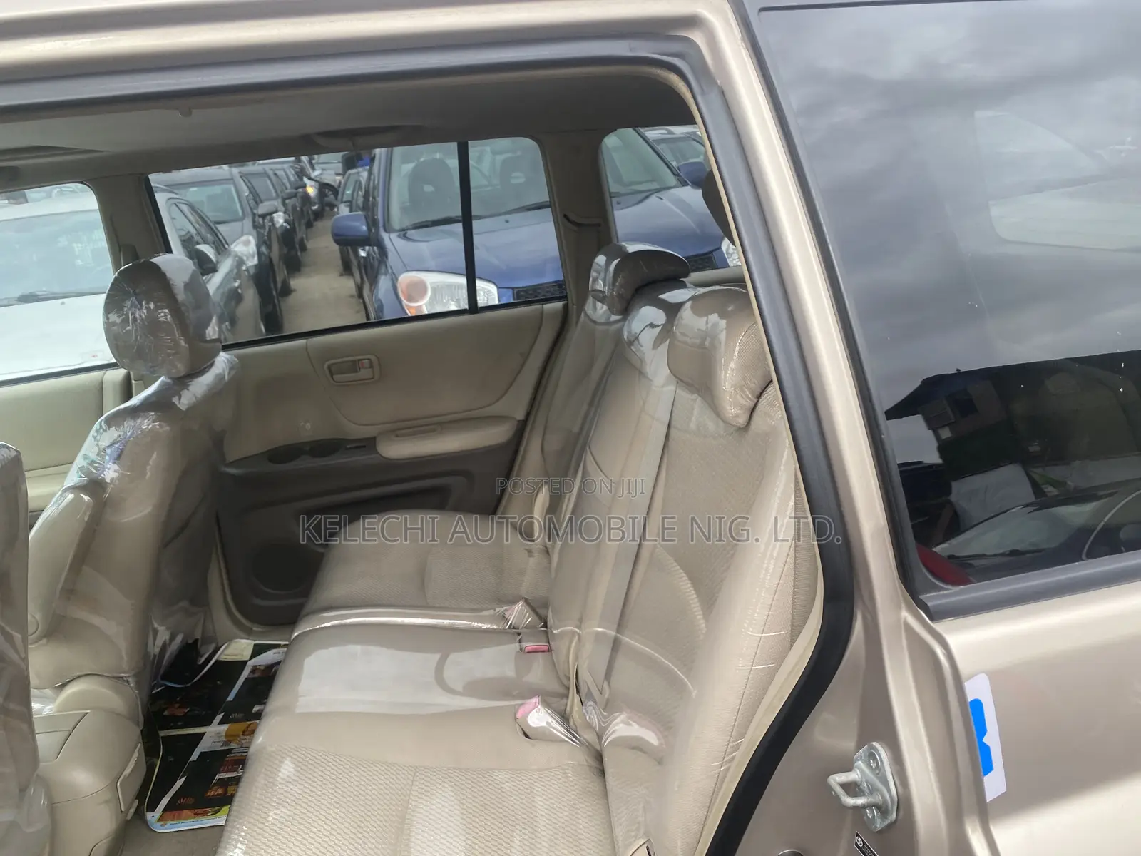 Toyota Highlander V6 2005 Gold