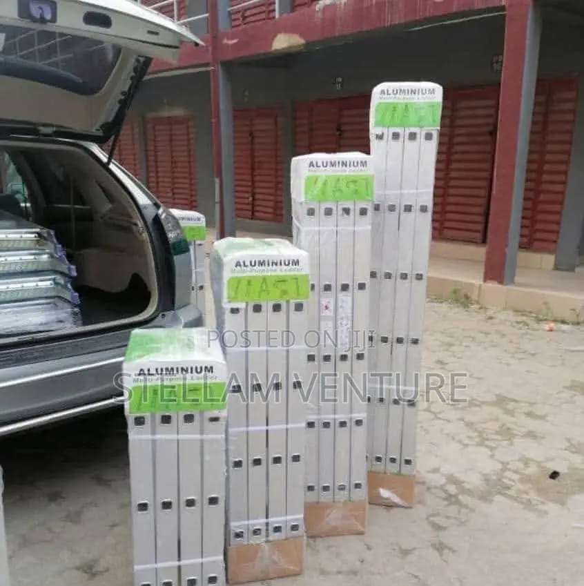 Aluminum Folding Ladder