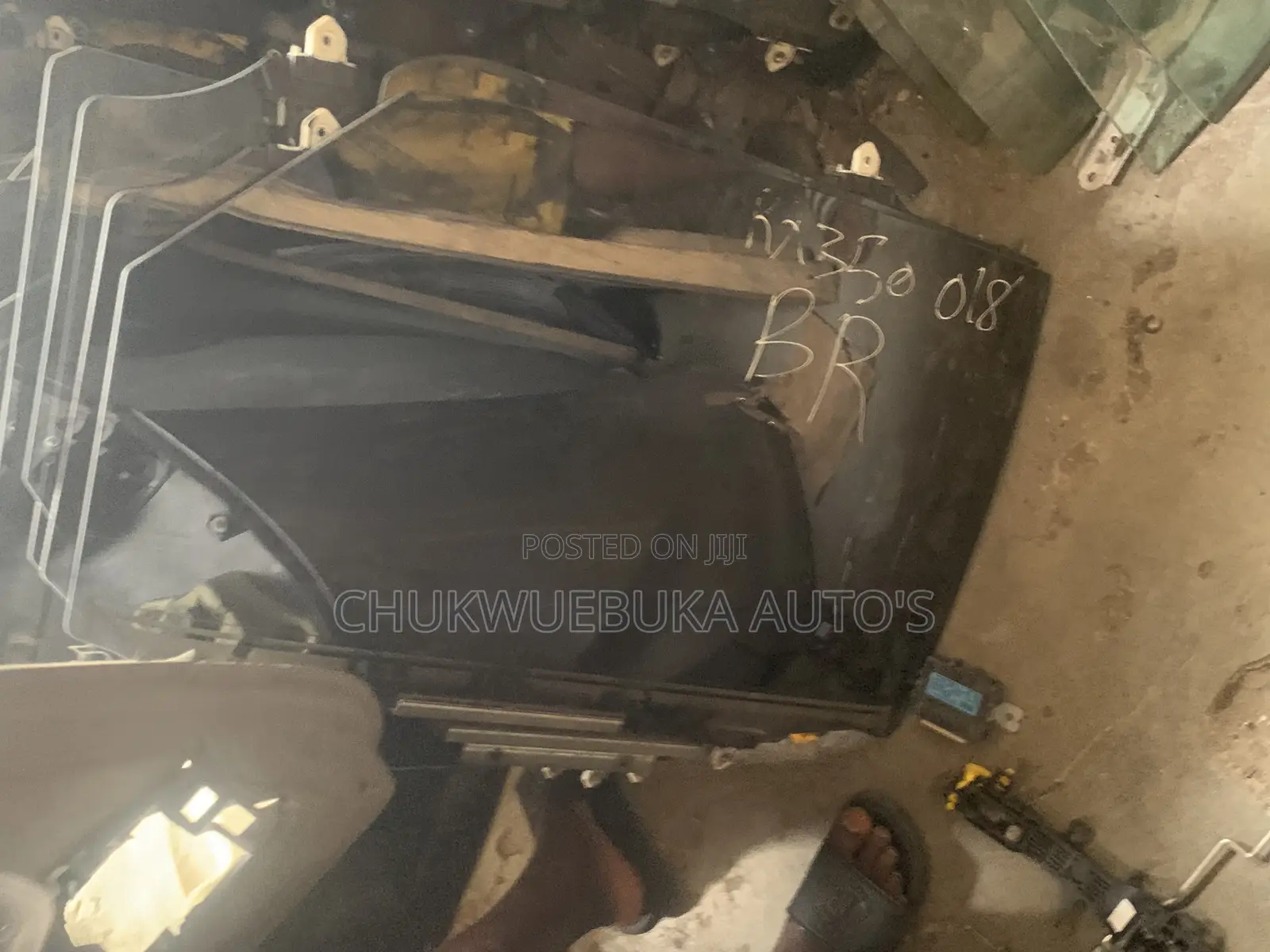 Back Door Glass Rx350 2018