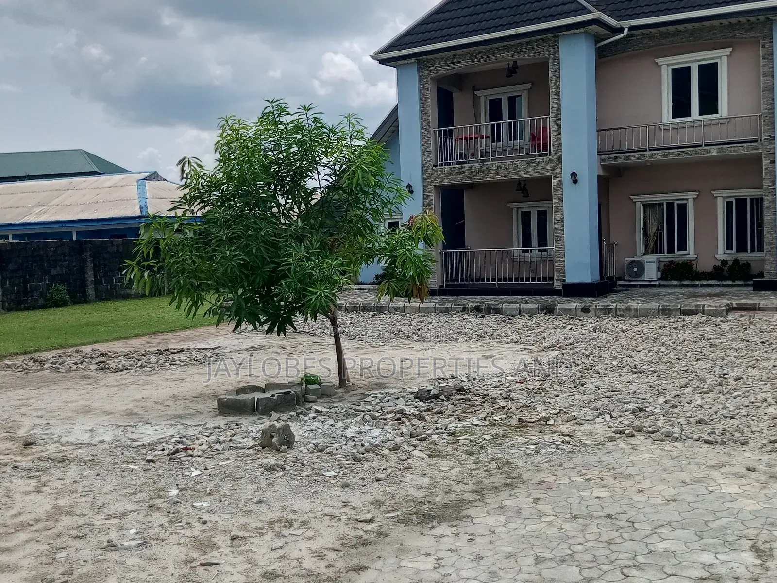 5bdrm Duplex in Zion Estate, Obio-Akpor for sale