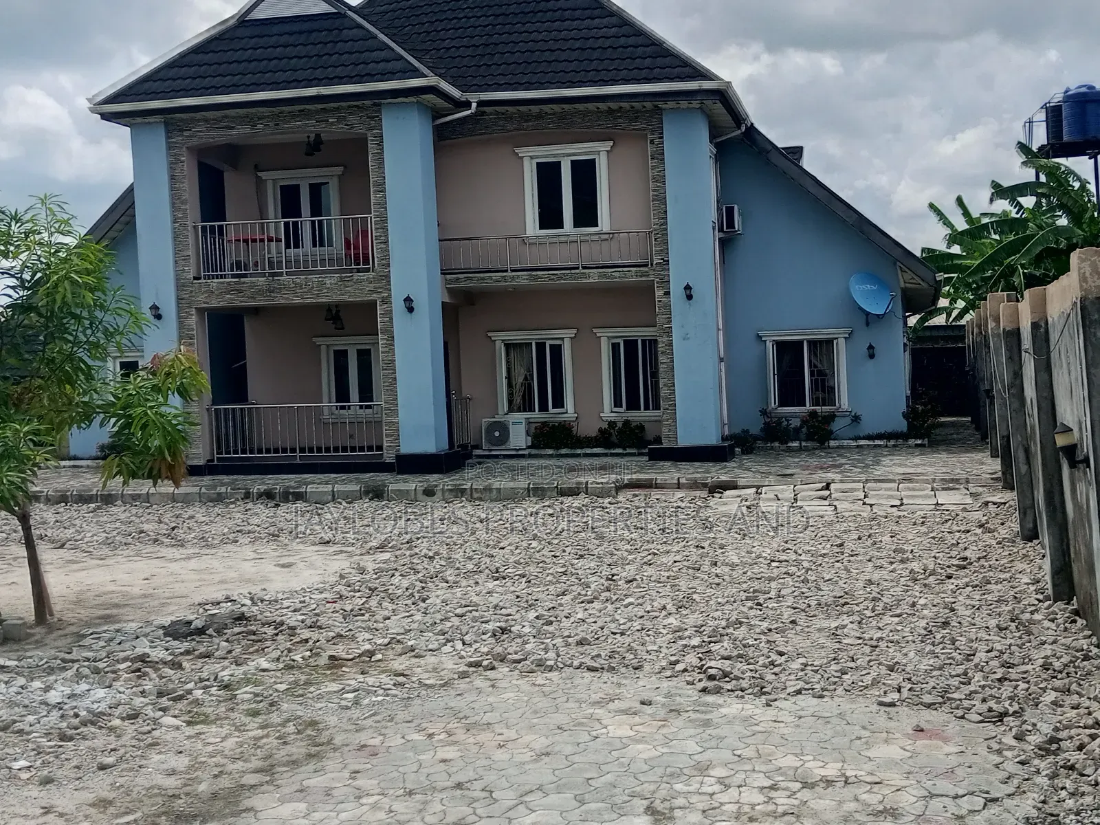 5bdrm Duplex in Zion Estate, Obio-Akpor for sale