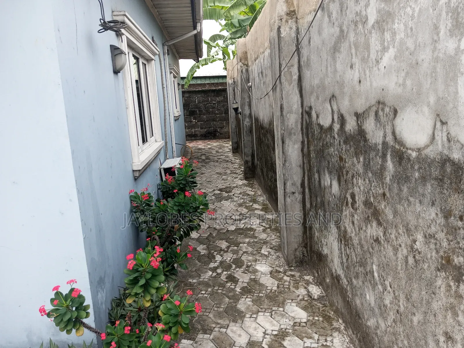5bdrm Duplex in Zion Estate, Obio-Akpor for sale