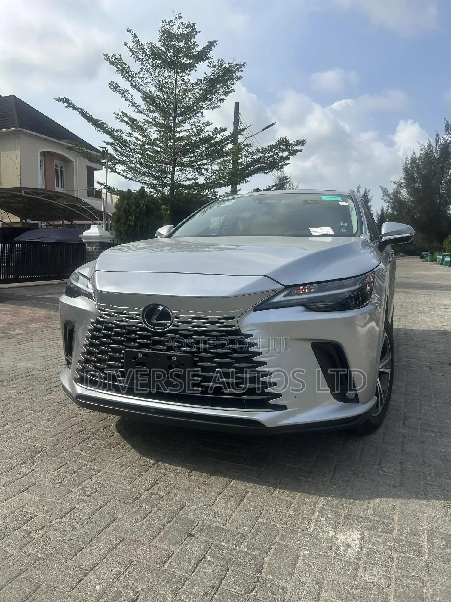 Lexus RX 2023 Silver