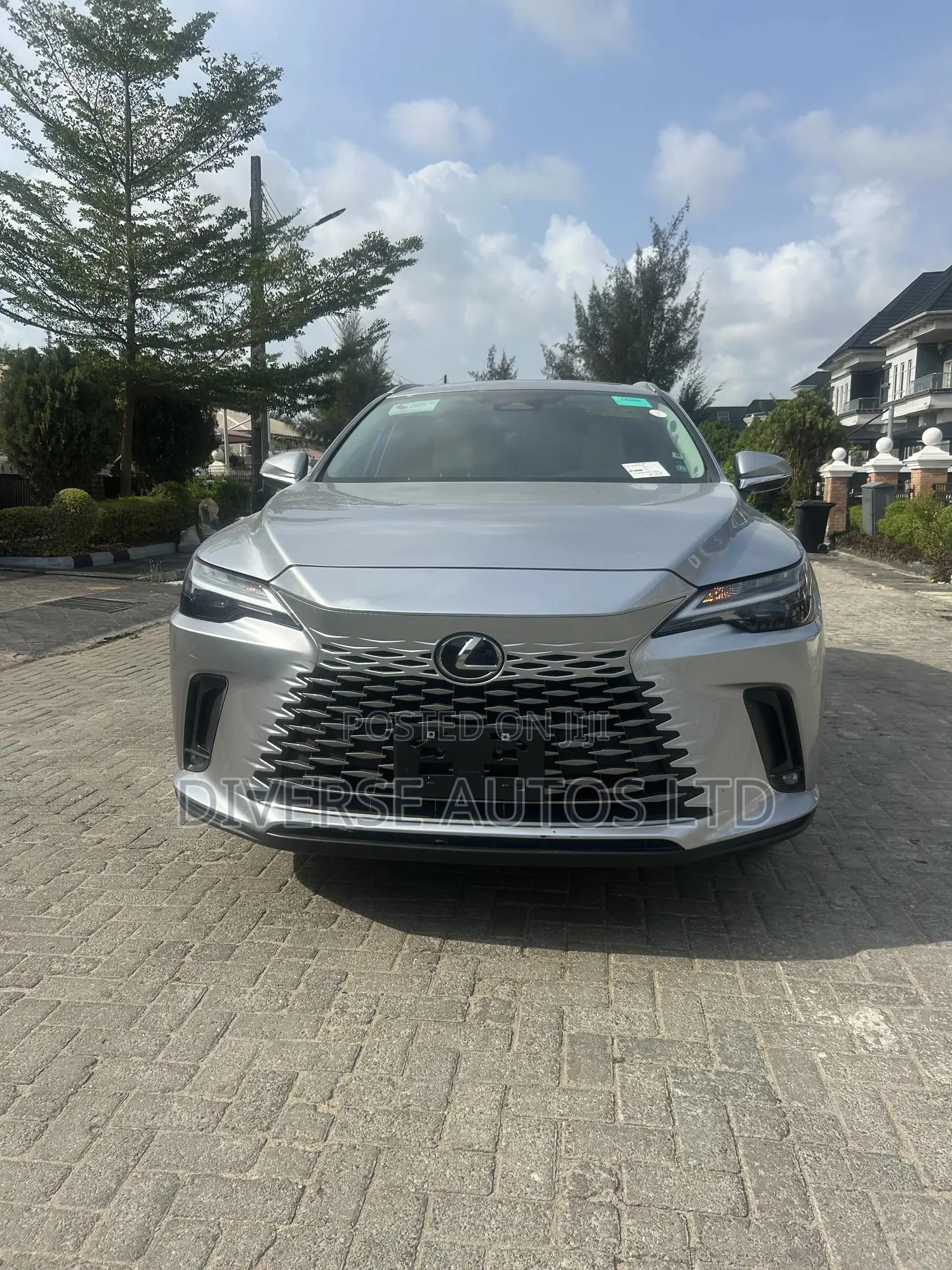 Lexus RX 2023 Silver