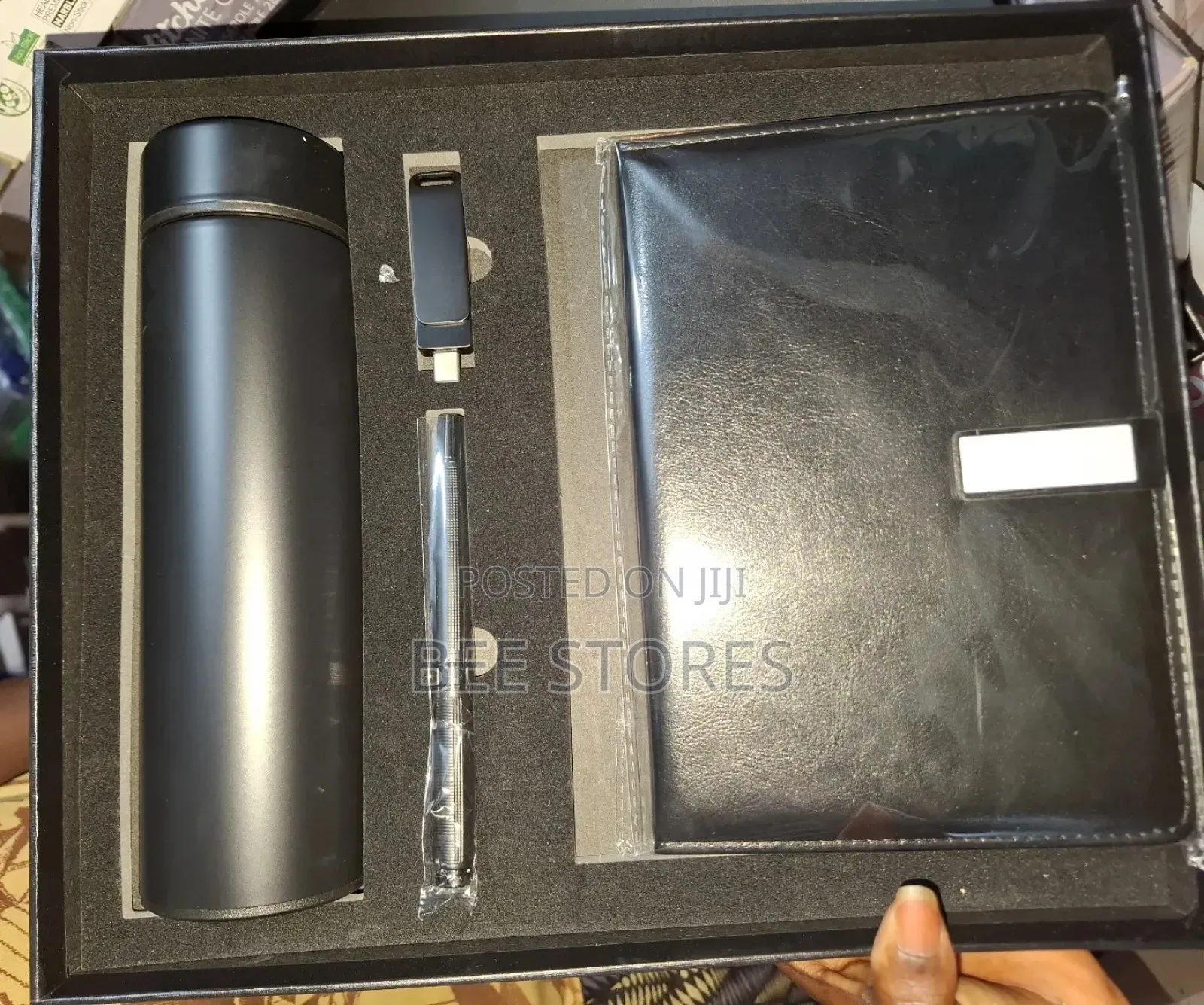 Quality Corporate Gift Set; Flask, Pen,Book and Flash