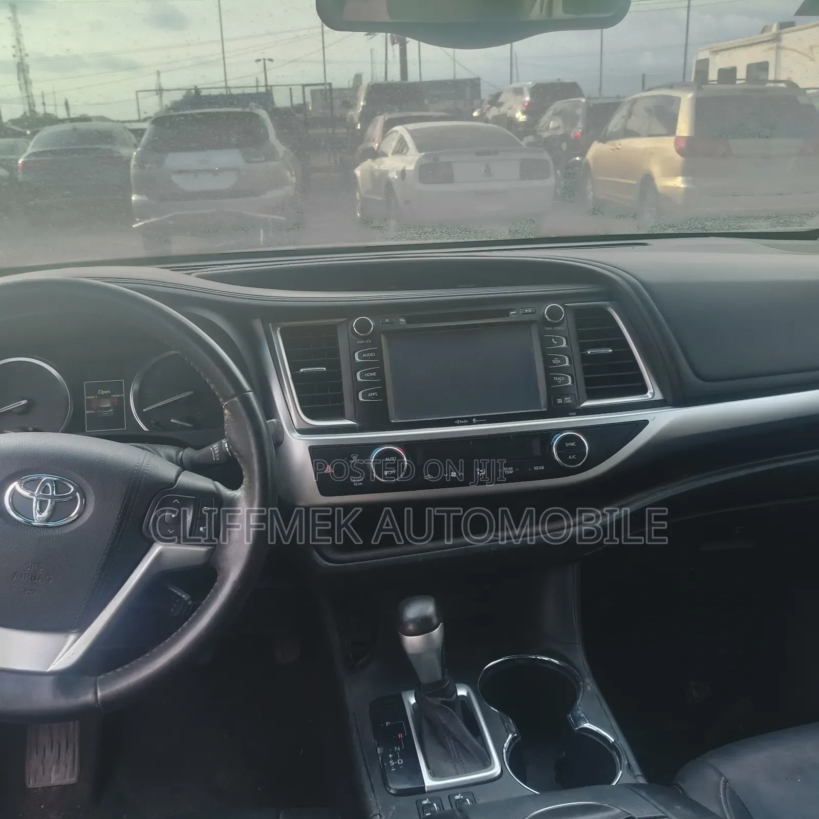 Toyota Highlander XLE V6 4x2 (3.5L 6cyl 6A) 2016 Gray
