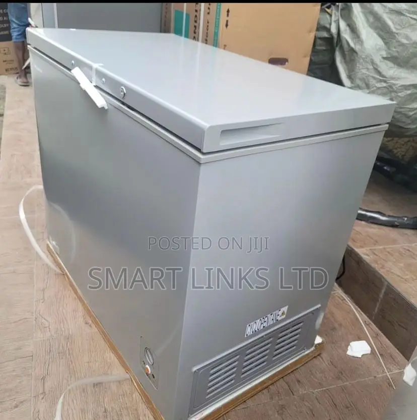 198l Hisense Freezer